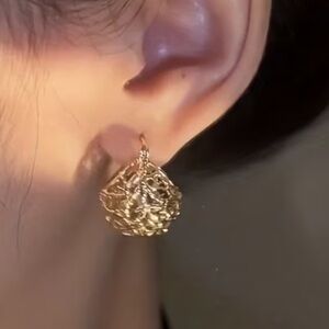 Gold Tone Openwork Vine Hoop 
Earrings Boho Organic Leaf